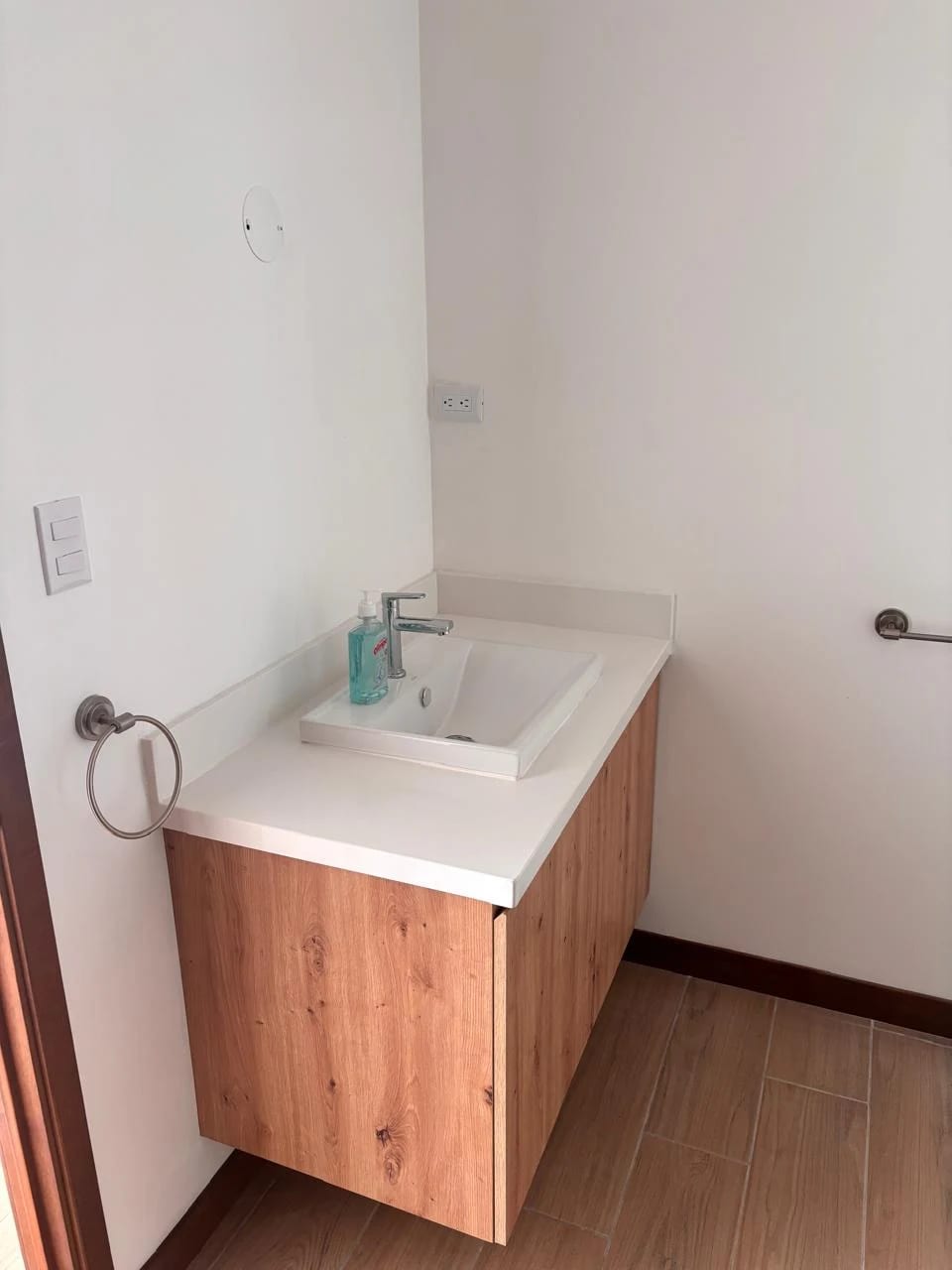 Apartamento en ALQUILER en VilaBosque 34 Kanajuyu zona 16 — Apartamento en Alquiler en Zona 16, Guatemala, Ciudad — foto 6 de 13