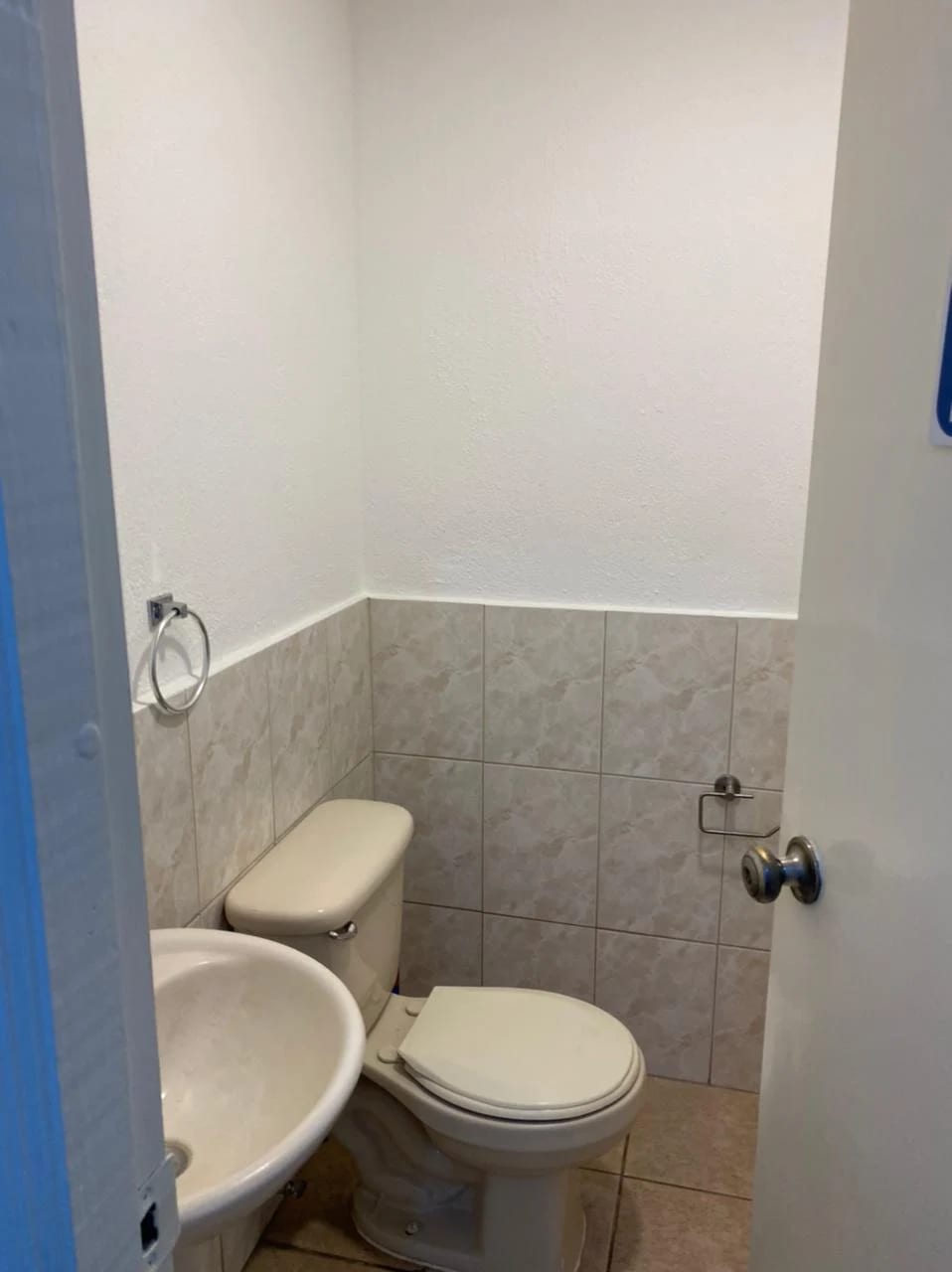 Oficina en Renta Géminis 10 — Oficina en Alquiler en Géminis 10, Zona 10, Guatemala, Ciudad — foto 6 de 7