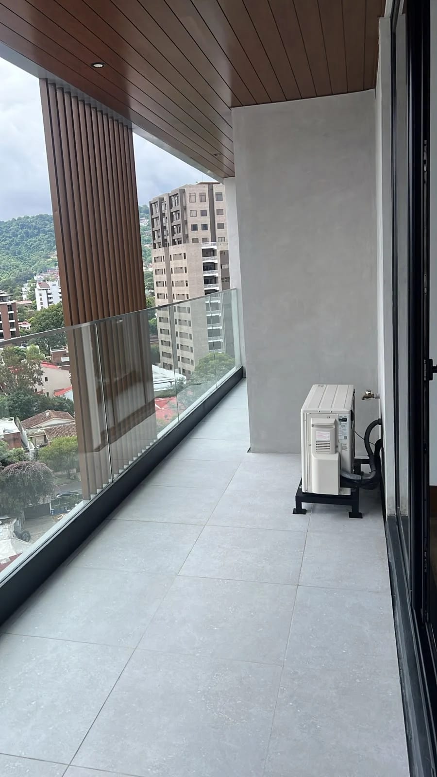 Apartamento en Renta - Edificio Gaura Z15 — Apartamento en Alquiler en Gaura, Zona 15, Guatemala, Ciudad — foto 9 de 13