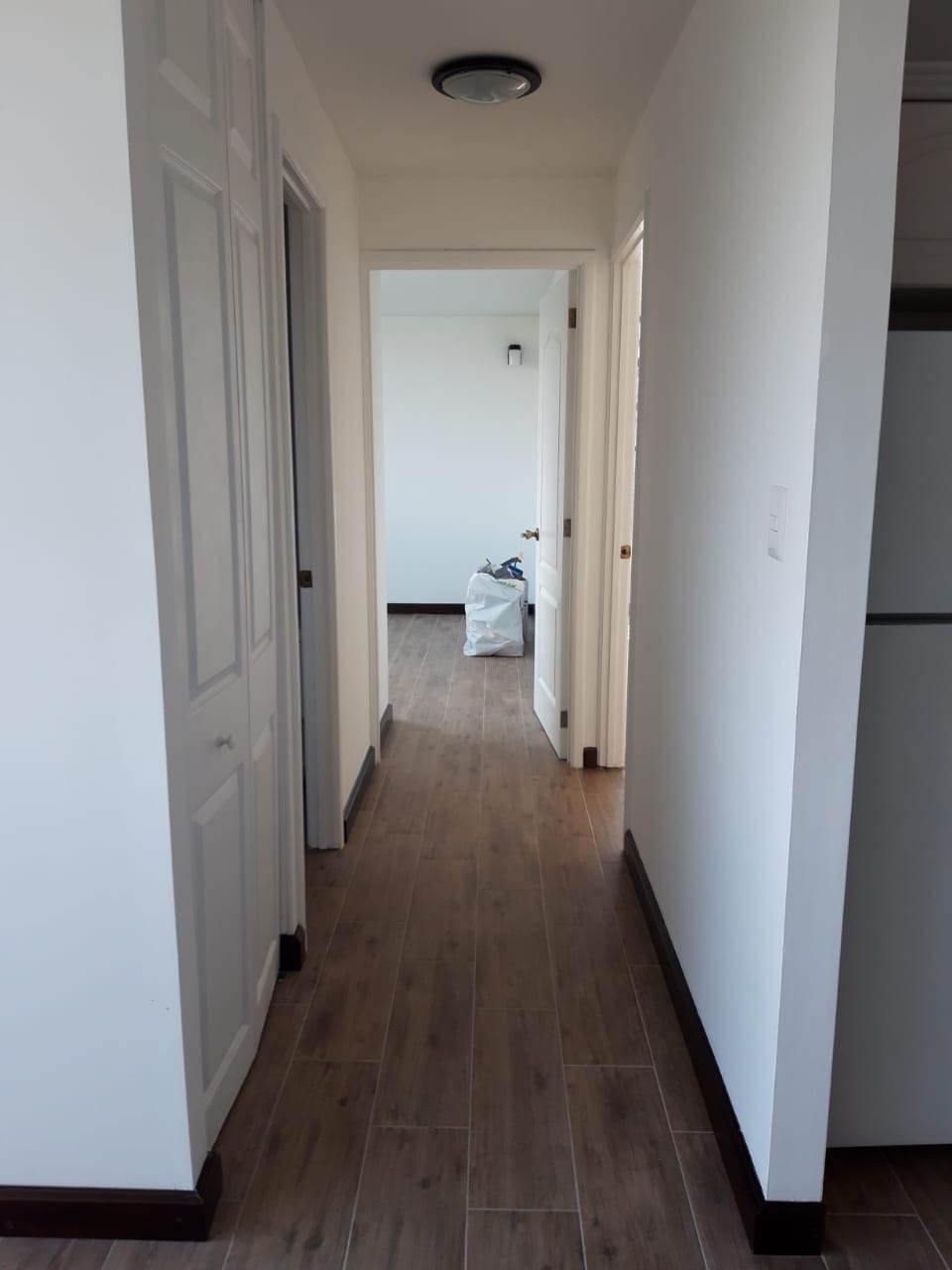 Apartamento en Renta – Edificio Santorini, Zona 14 — Apartamento en Alquiler en Santorini, Zona 14, Guatemala, Ciudad — foto 2 de 10
