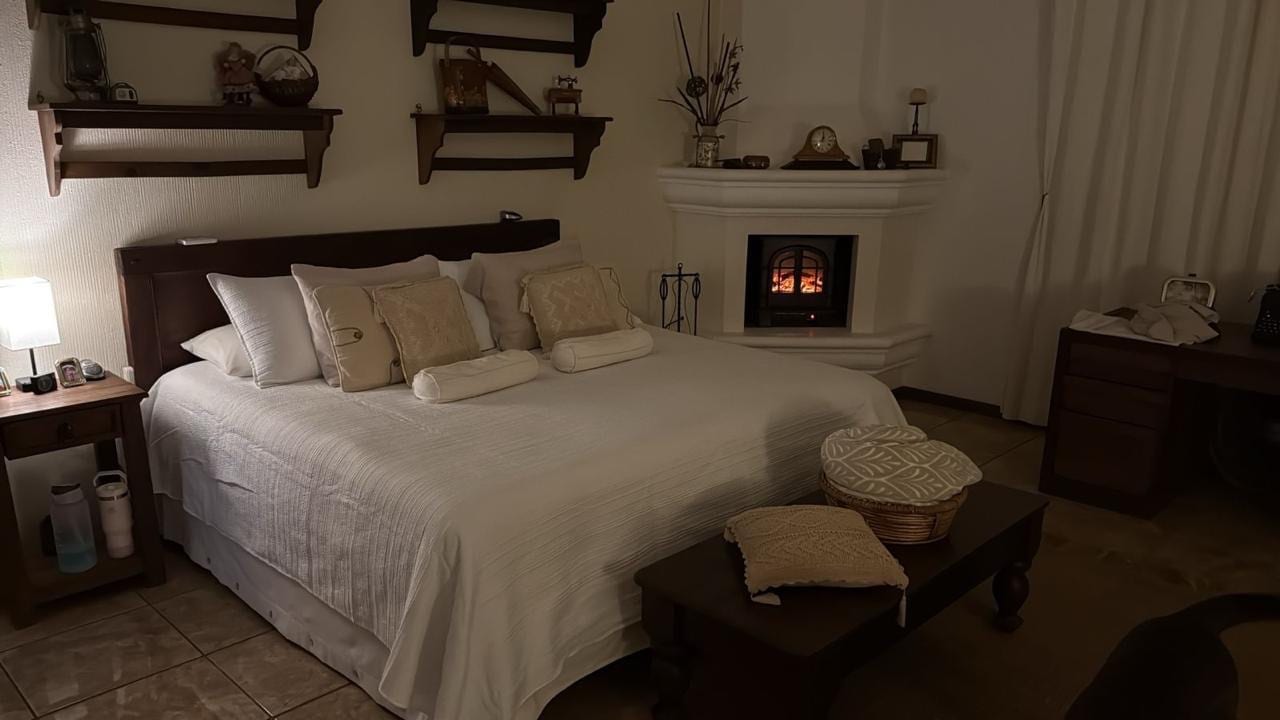 Casa en Venta en San Antonio – Dentro de Condominio — Casa en Venta en San Antonio, Carretera a El Salvador, Guatemala, Ciudad — foto 5 de 15