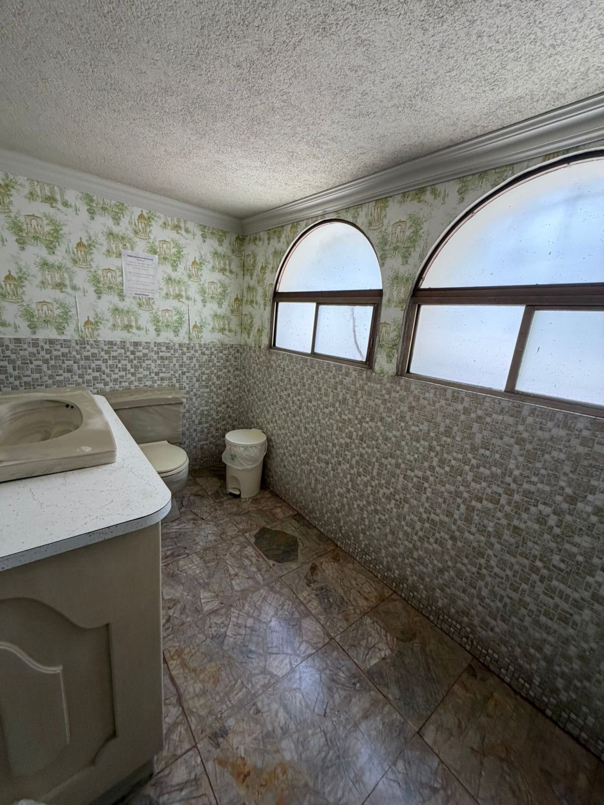 Propiedad en Renta – Zona 13 — Casa en Alquiler en Zona 13, Guatemala, Ciudad — foto 3 de 17