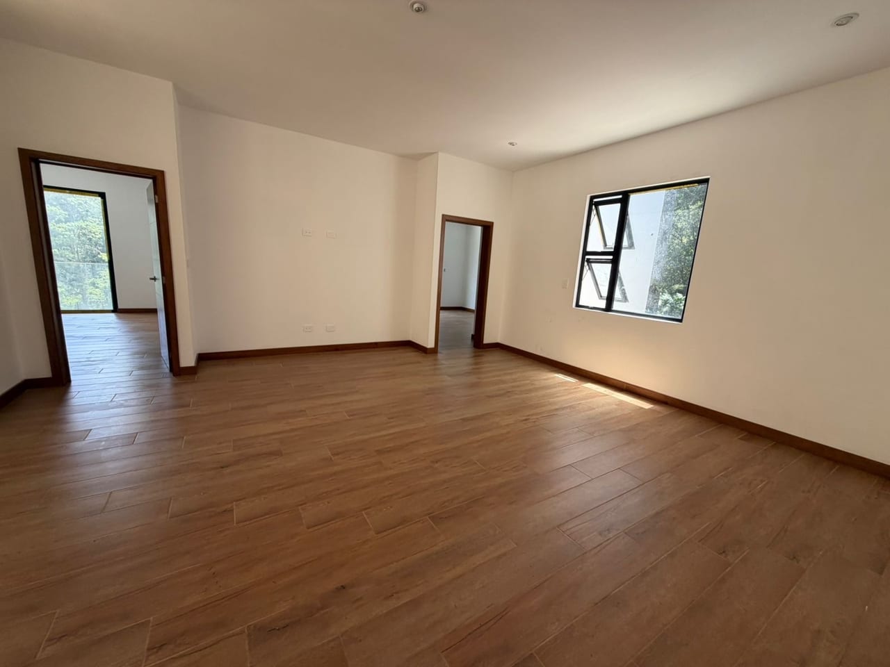 Casa en Venta | la Reserva, Santa Rosalía – KM 12 CES — Casa en Venta en Santa Rosalia La Laguna, Carretera a El Salvador, Guatemala, Ciudad — foto 7 de 16