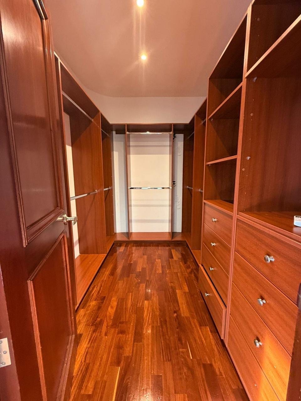 Apartamento en Venta | Edificio San Ángel – Zona 14 — Apartamento en Venta en San Ángel, Zona 14, Guatemala, Ciudad — foto 13 de 17