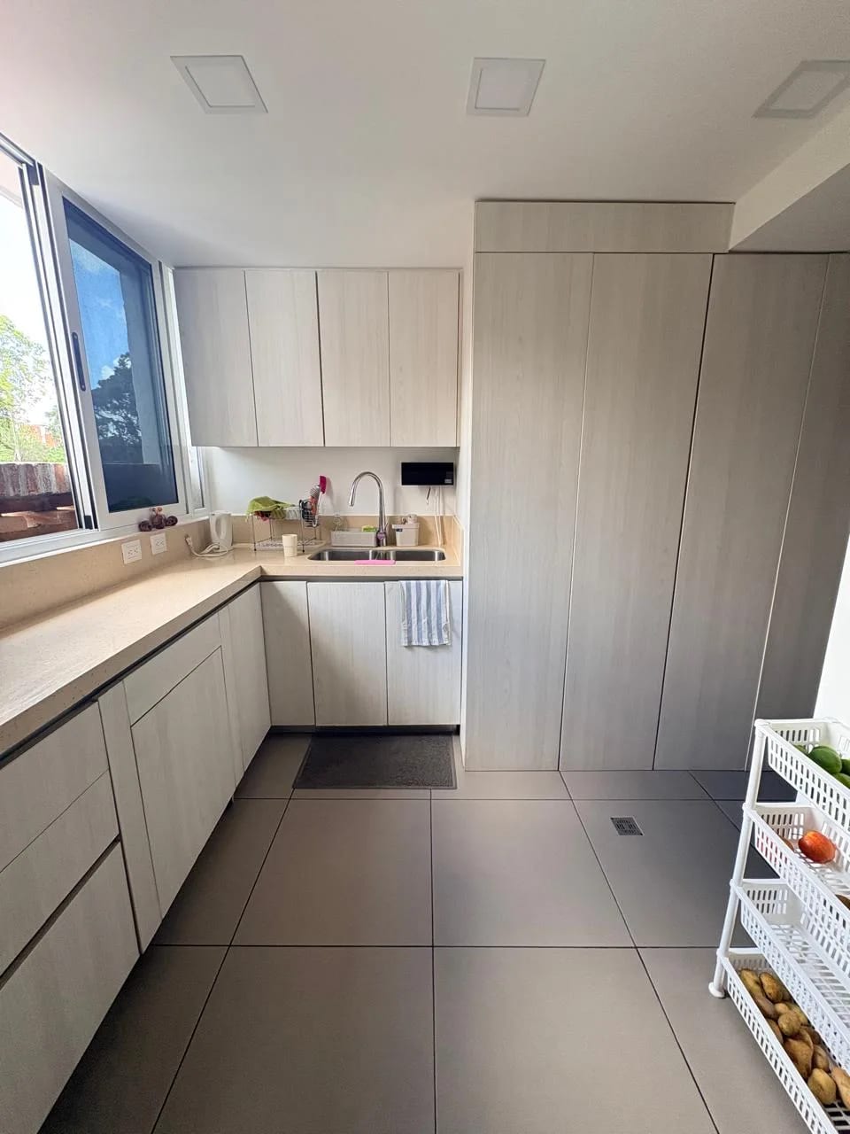 Apartamento amplio recién remodelado en Zona 15, VH 1 — Apartamento en Venta en Vista Hermosa I, Zona 15, Guatemala, Ciudad — foto 4 de 12