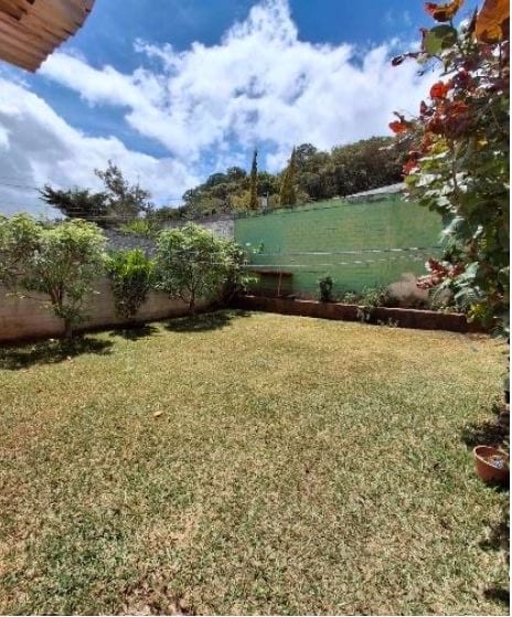 Casa de 1 Nivel en Venta – Condominio el Escalón, San Cristóbal — Casa en Venta en Zona 8 Mixco, Guatemala, Ciudad — foto 5 de 11