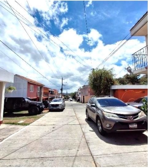 Casa de 1 Nivel en Venta – Condominio el Escalón, San Cristóbal — Casa en Venta en Zona 8 Mixco, Guatemala, Ciudad — foto 11 de 11