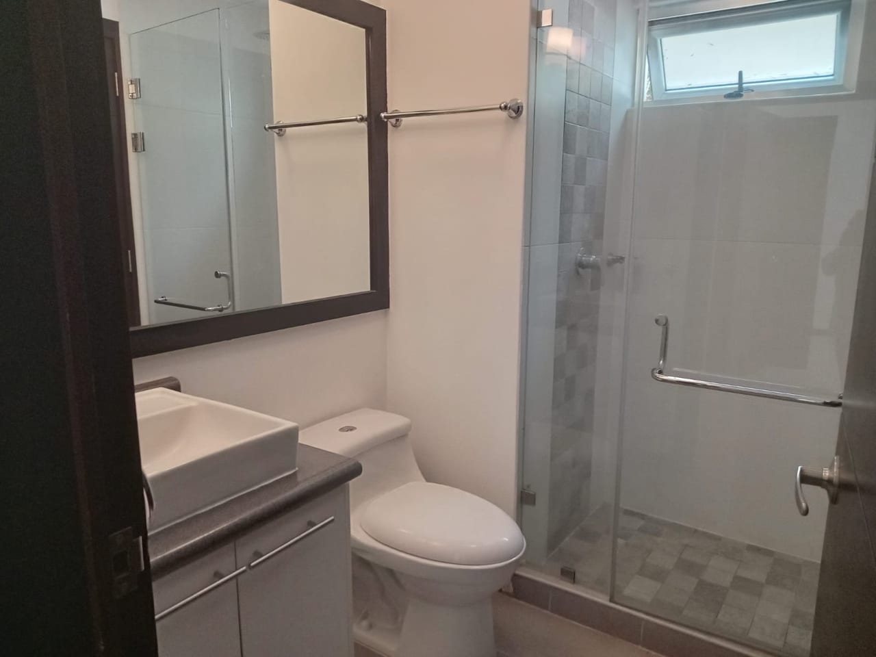 Apartamento en venta – Almoreto Villas Km 14.5 CAES — Apartamento en Venta en Almoretto, Carretera a El Salvador, Guatemala, Ciudad — foto 15 de 16