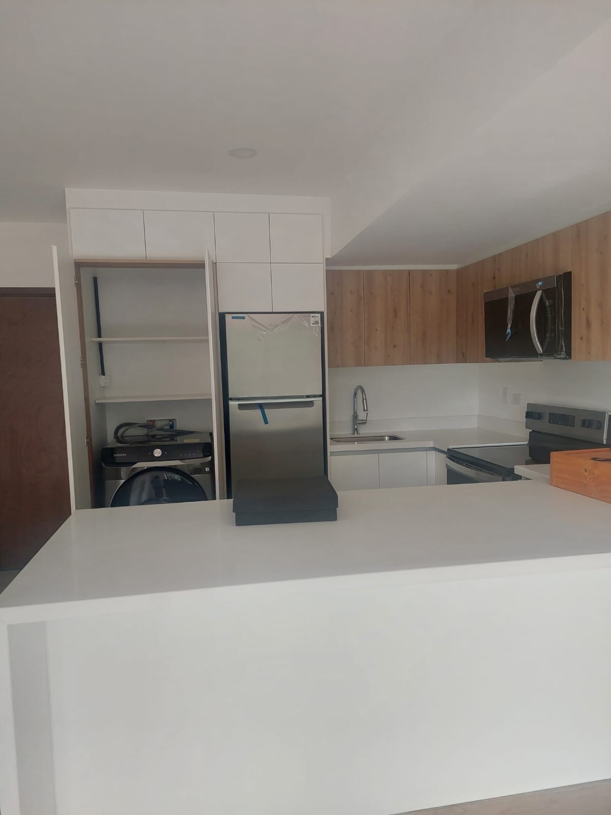 Apartamento en renta para estrenar, zona 16 (copia) — Apartamento en Alquiler en Kanajuyú, Zona 16, Guatemala, Ciudad — foto 3 de 17