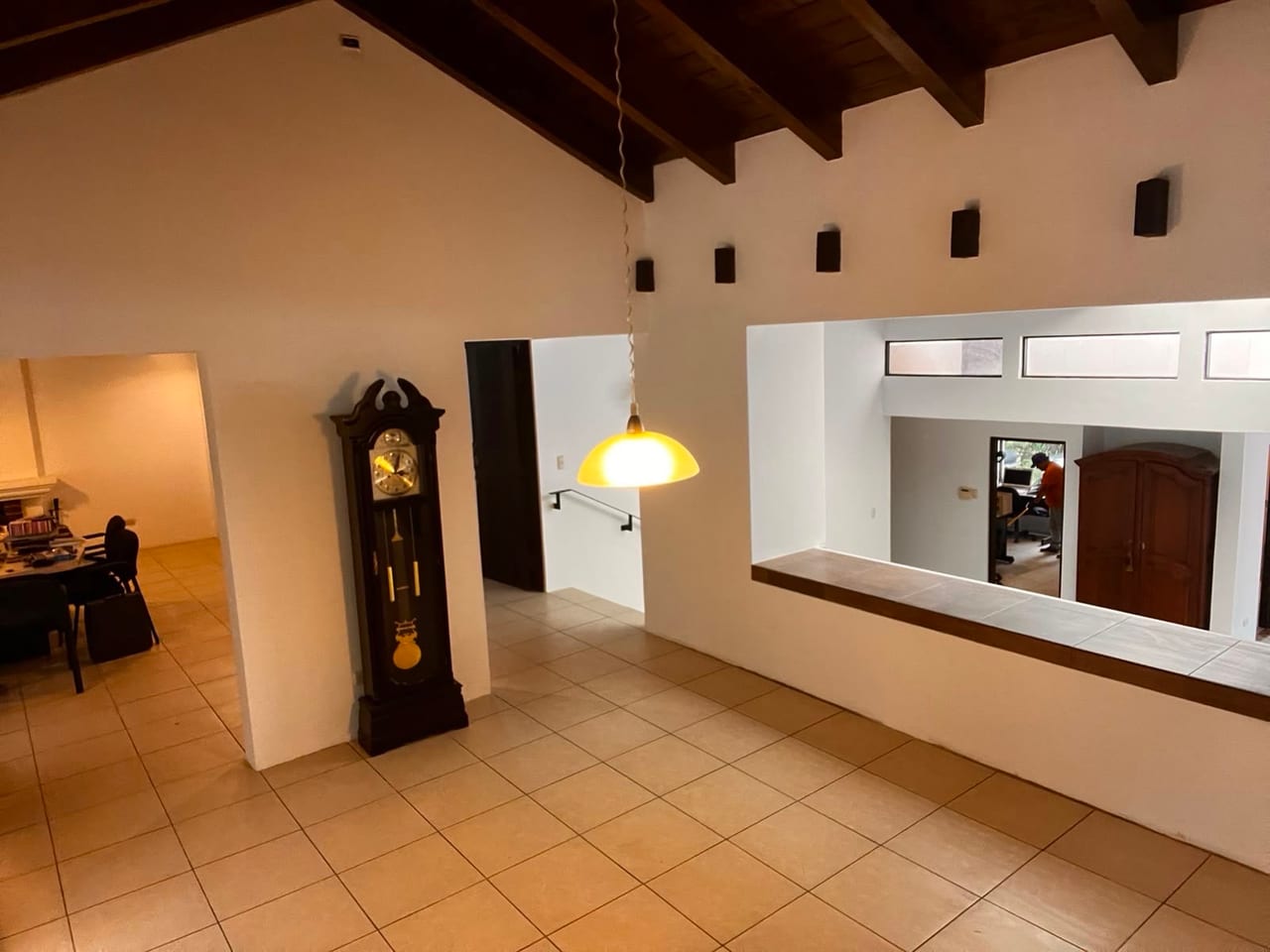 Residencia en Venta | Hacienda Nueva Country Club — Casa en Venta en Carretera a El Salvador, Guatemala, Ciudad — foto 8 de 17