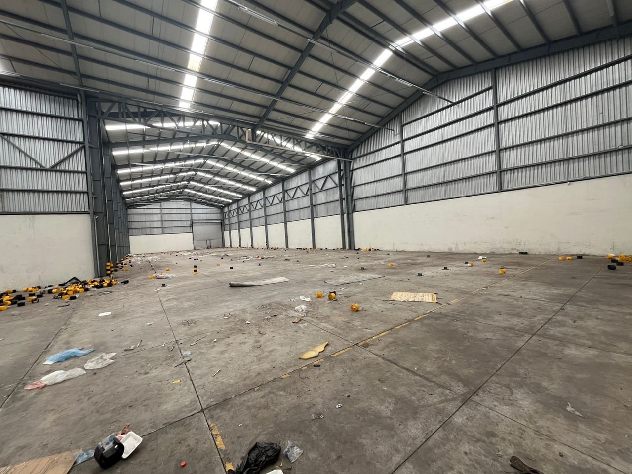 Propiedad con Bodegas en Venta – Retalhuleu — Bodega / Ofibodega en Venta en Retalhuleu, Retalhuleu — foto 1 de 15