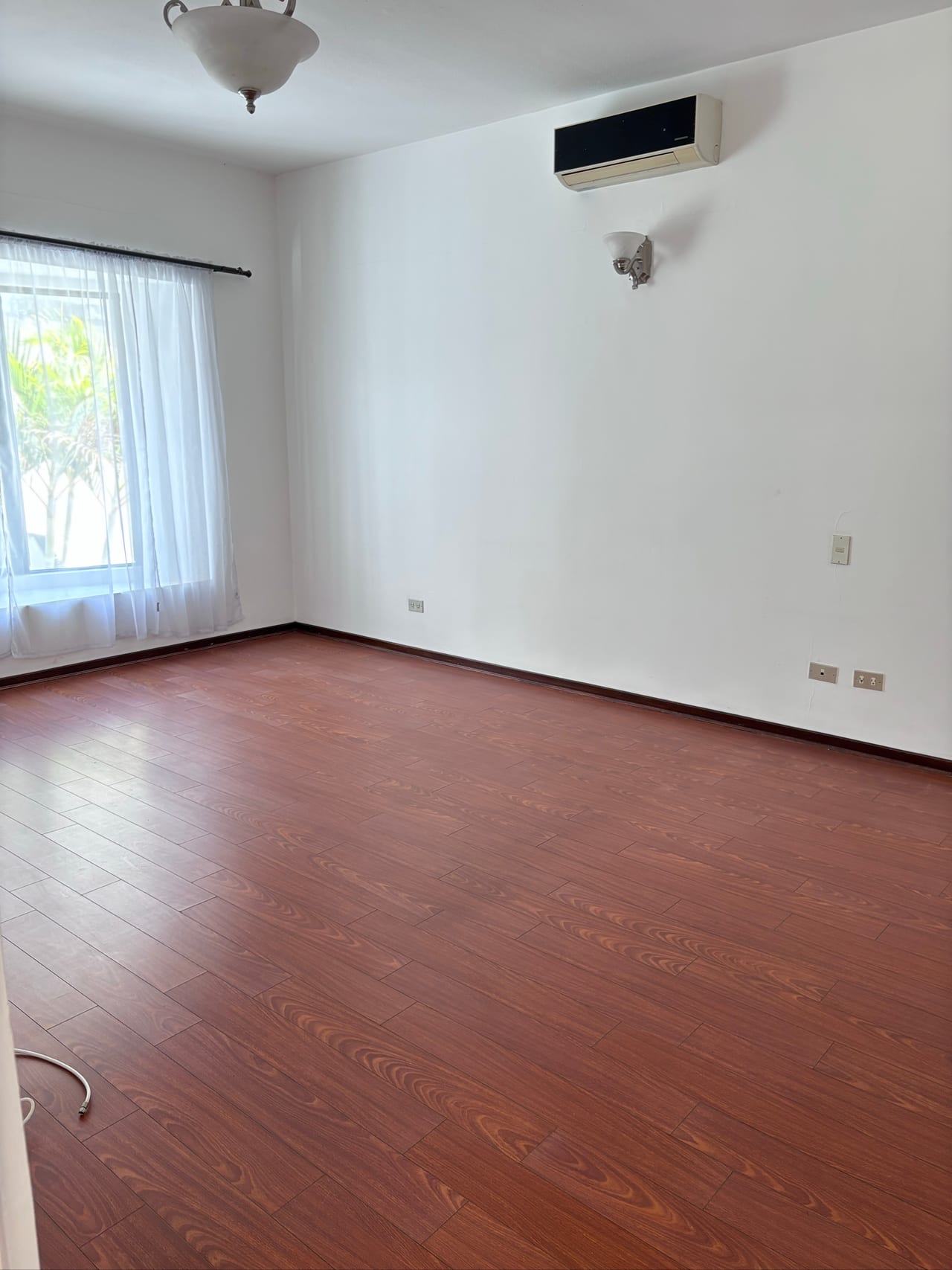 Renta de casa en Vista Hermosa 3, dentro de condominio — Casa en Alquiler en Zona 15, Guatemala, Ciudad — foto 5 de 6