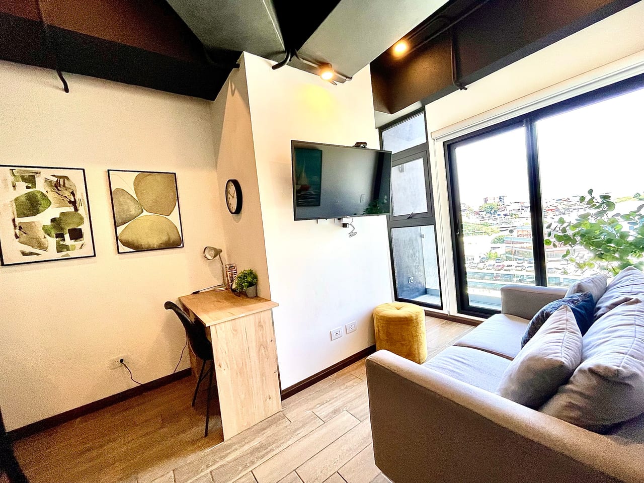 Apartamento en venta completamente amueblado de 1 habitación, zona 4 — Apartamento en Venta en Séptimo, Zona 4, Guatemala, Ciudad — foto 11 de 16