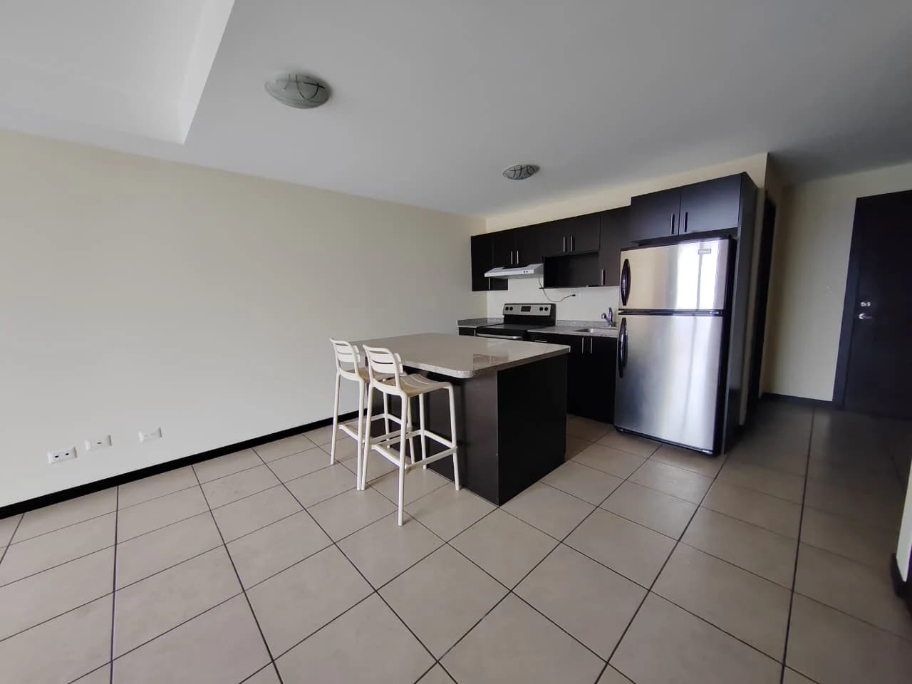 Céntrico Apartamento en Venta en Torre Barcelona Zona 9 — Apartamento en Venta en Torre Barcelona, Zona 9, Guatemala, Ciudad — foto 1 de 6