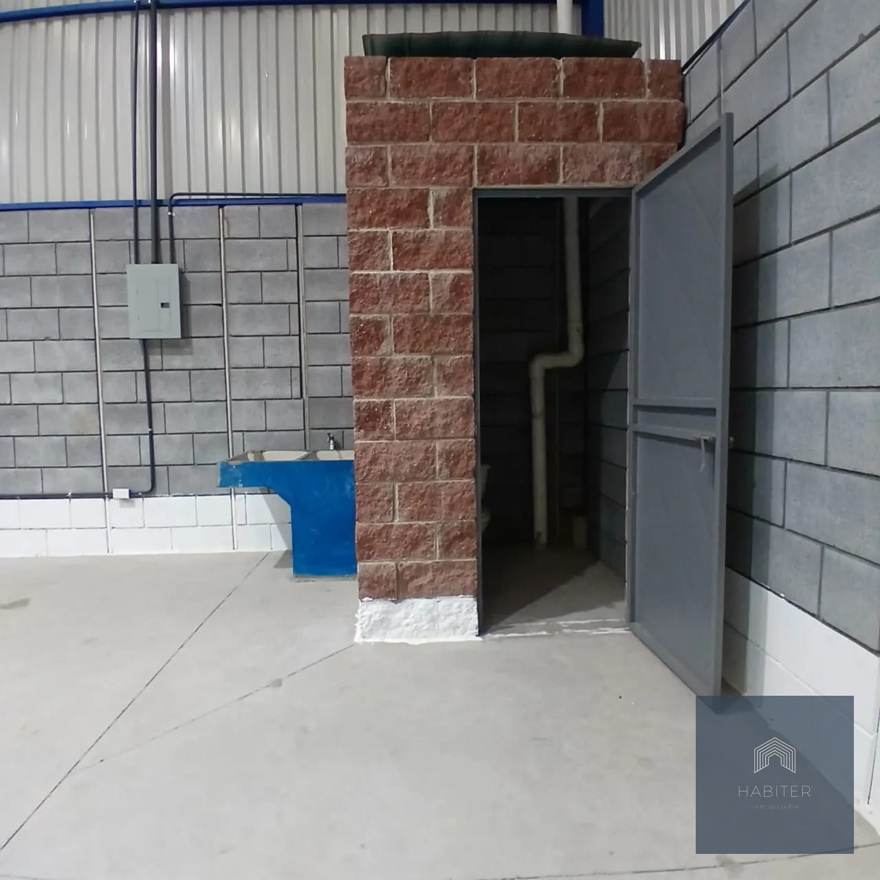 Rento Bodega Carril Auxiliar Periferico — Bodega / Ofibodega en Alquiler en Zona 3, Guatemala, Ciudad — foto 2 de 5