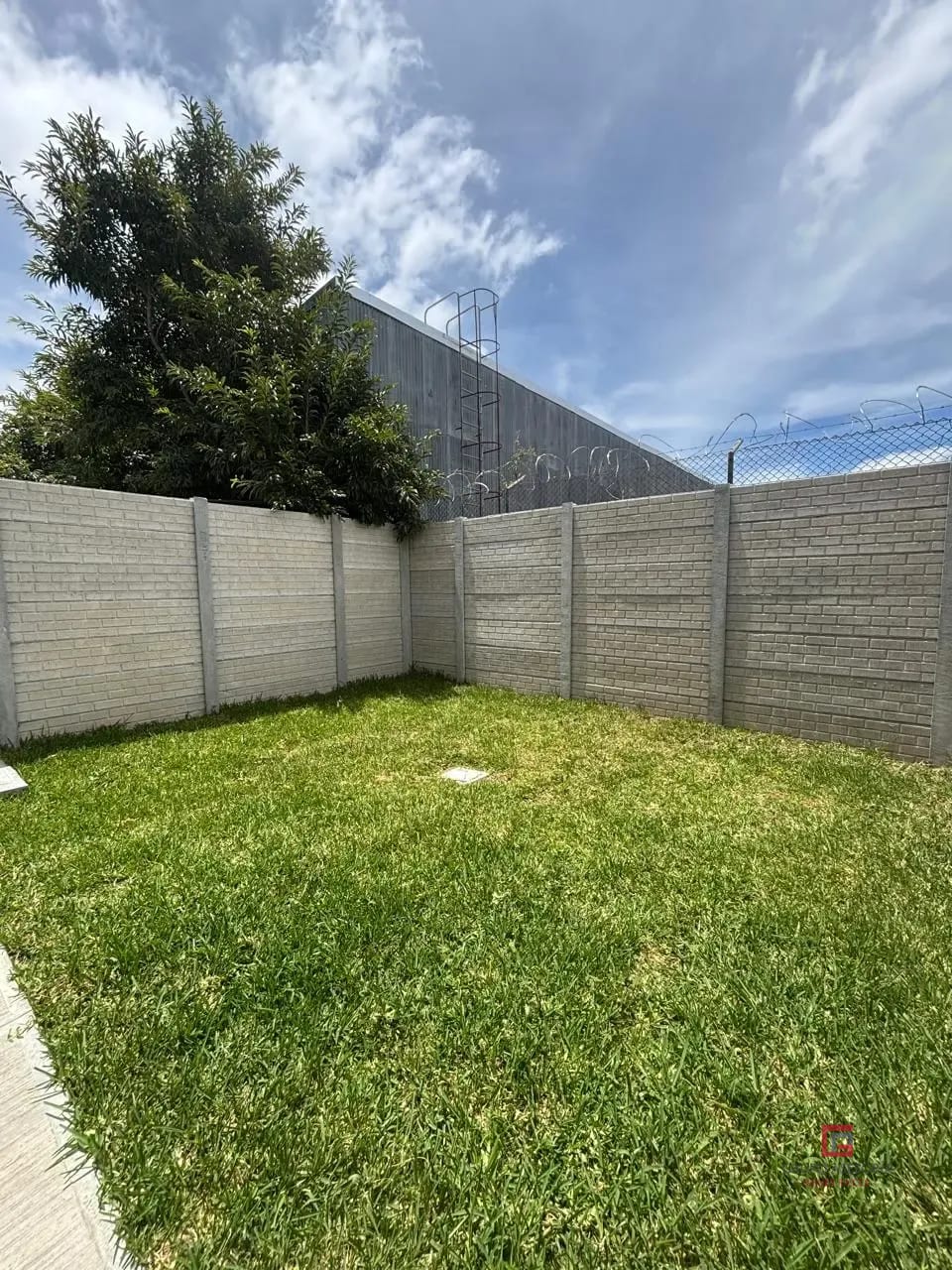 Moderna casa en venta en Residenciales San José Km 22.2 CAES — Casa en Venta en Fraijanes, Carretera a El Salvador, Guatemala, Ciudad — foto 5 de 9