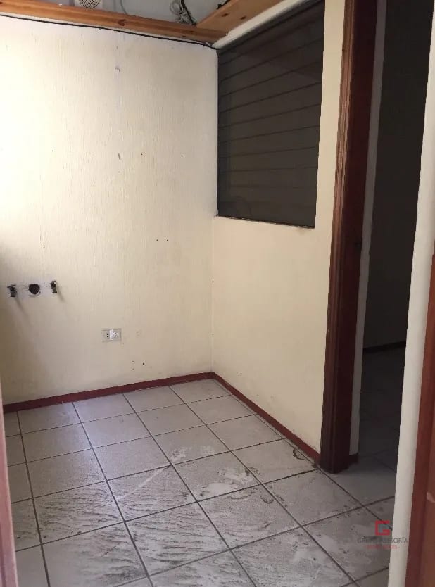 Casas en venta Lourdes zona 16 — Casa en Venta en Lourdes, Zona 16, Guatemala, Ciudad — foto 10 de 11