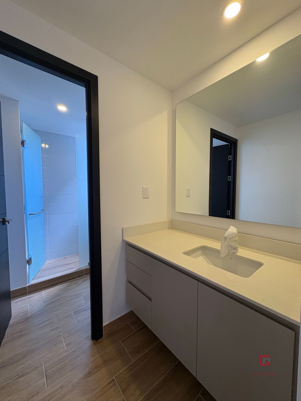 Apartamento nuevo en renta Essenza zona 13 — Apartamento en Alquiler en Essenza, Zona 13, Guatemala, Ciudad — foto 7 de 17