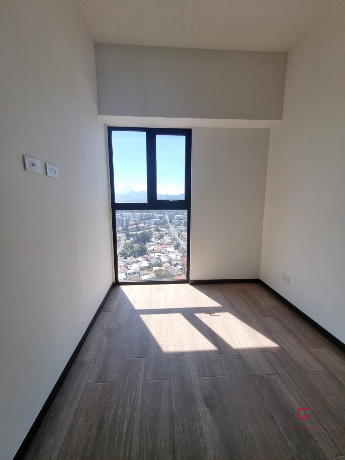 Apartamento en venta en Altaire, zona 11 — Apartamento en Venta en Zona 11, Guatemala, Ciudad — foto 11 de 16