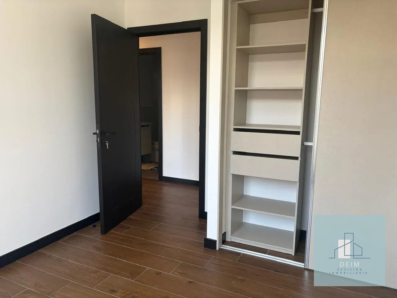 Apartamento en renta Lirios 4 — Apartamento en Alquiler en Lirios de Cayalá IV, Zona 16, Guatemala, Ciudad — foto 12 de 13