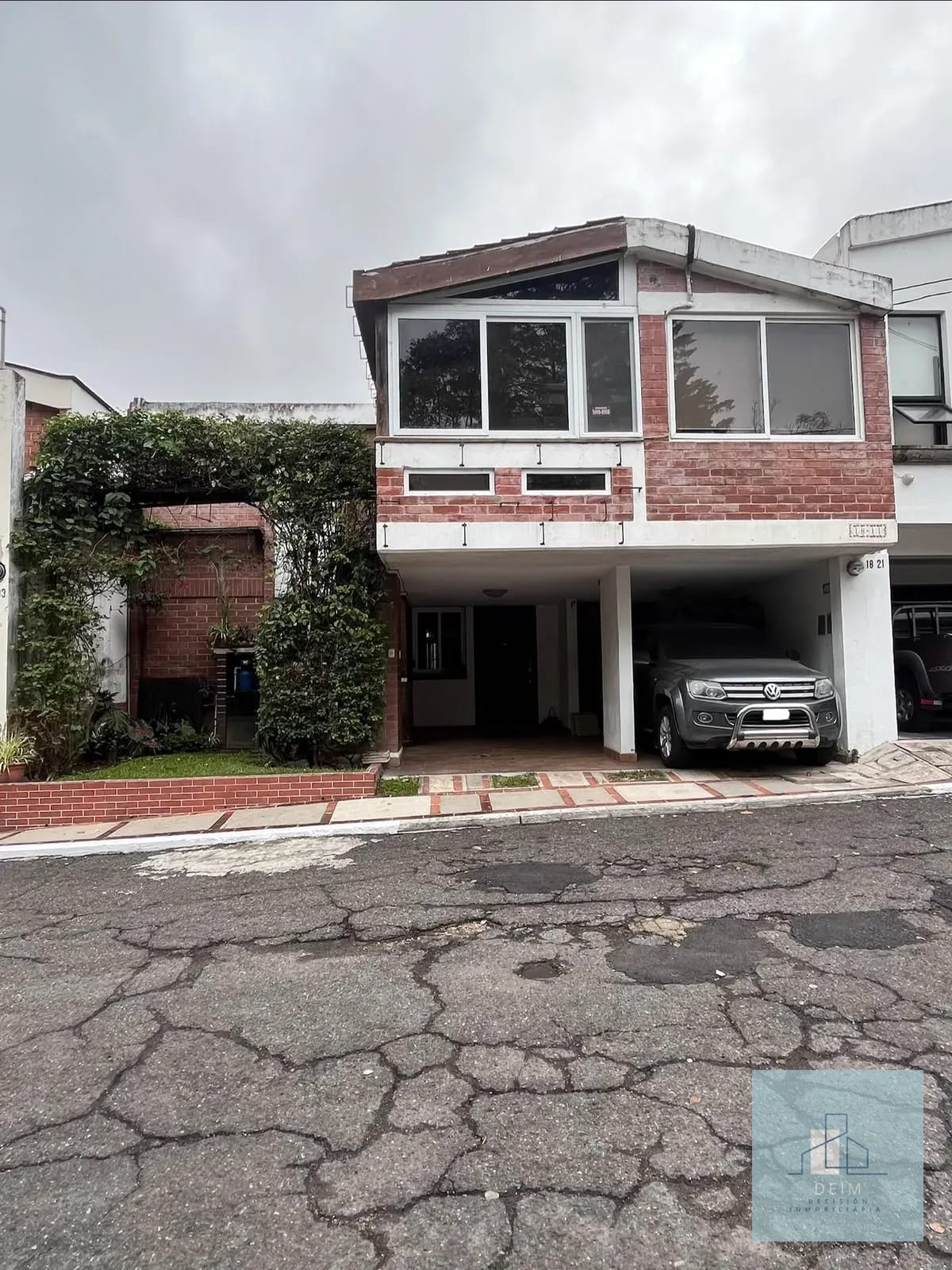 Casa en Vista hermosa — Casa en Alquiler en Zona 15, Guatemala, Ciudad — foto 1 de 17