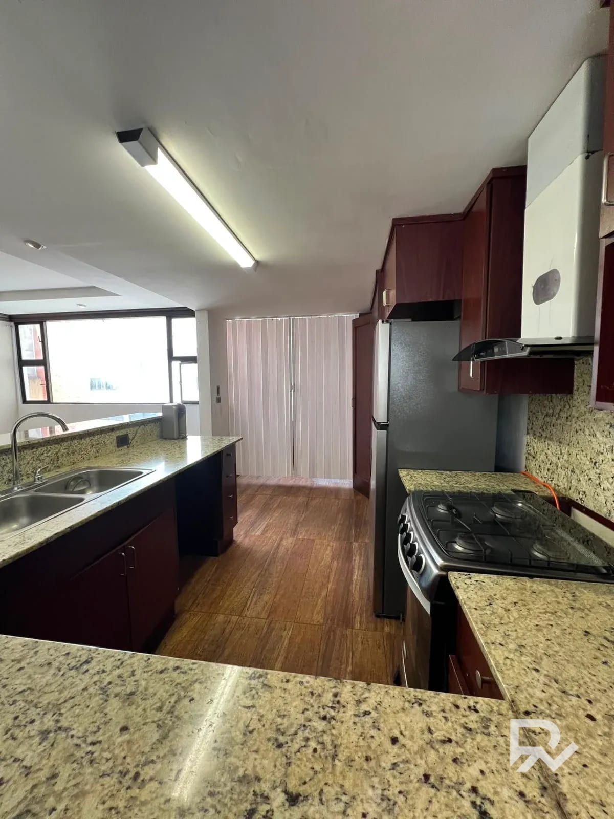 Apartamento en renta en La Villa, Zona 14 Ubicación estratégica — Apartamento en Alquiler en Zona 14, Guatemala, Ciudad — foto 8 de 13