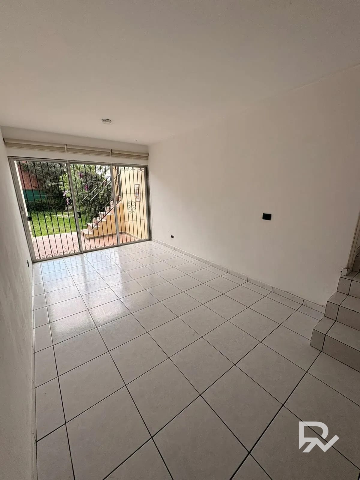 Casa en Venta, Fuera de Garita | Vista Hermosa III, Zona 15 — Casa en Venta en Vista Hermosa III, Zona 15, Guatemala, Ciudad — foto 2 de 15