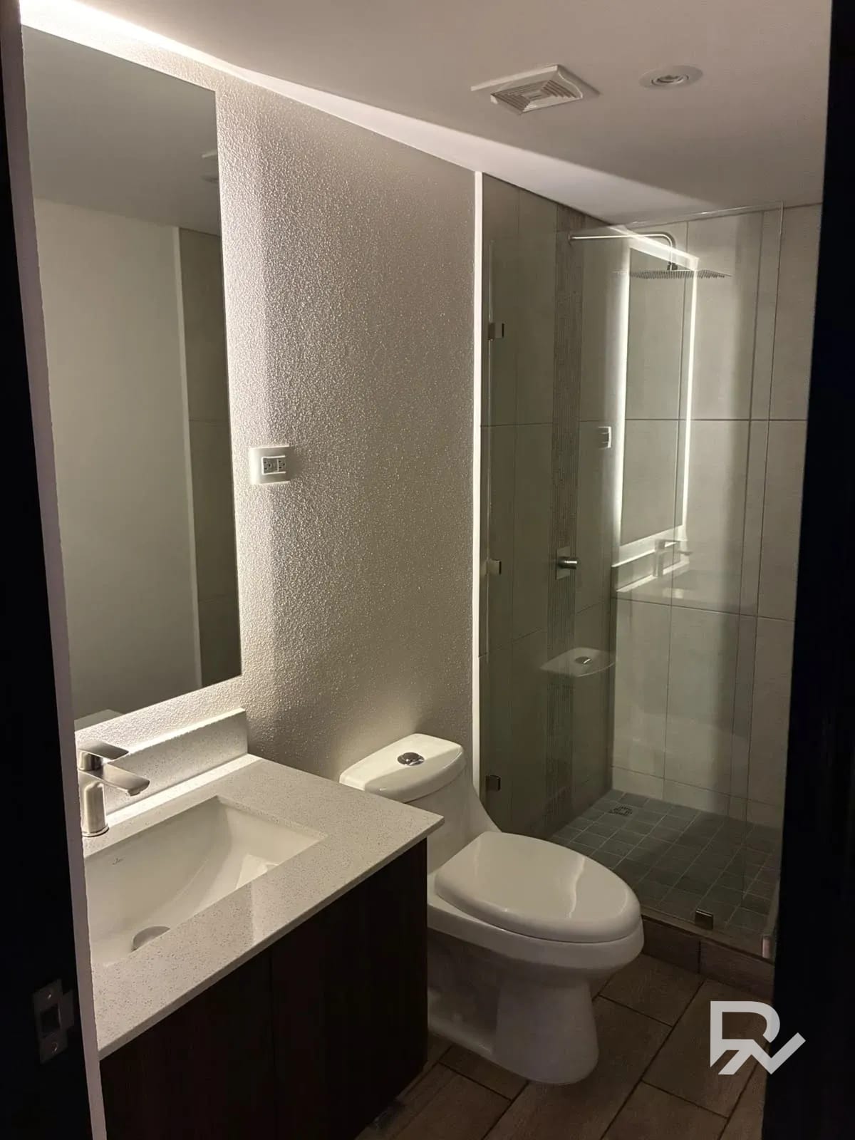 Apartamento para estrenar en alquiler San Isidro 20-21, Zona 16 — Apartamento en Alquiler en San Isidro 20/21, Zona 16, Guatemala, Ciudad — foto 5 de 10