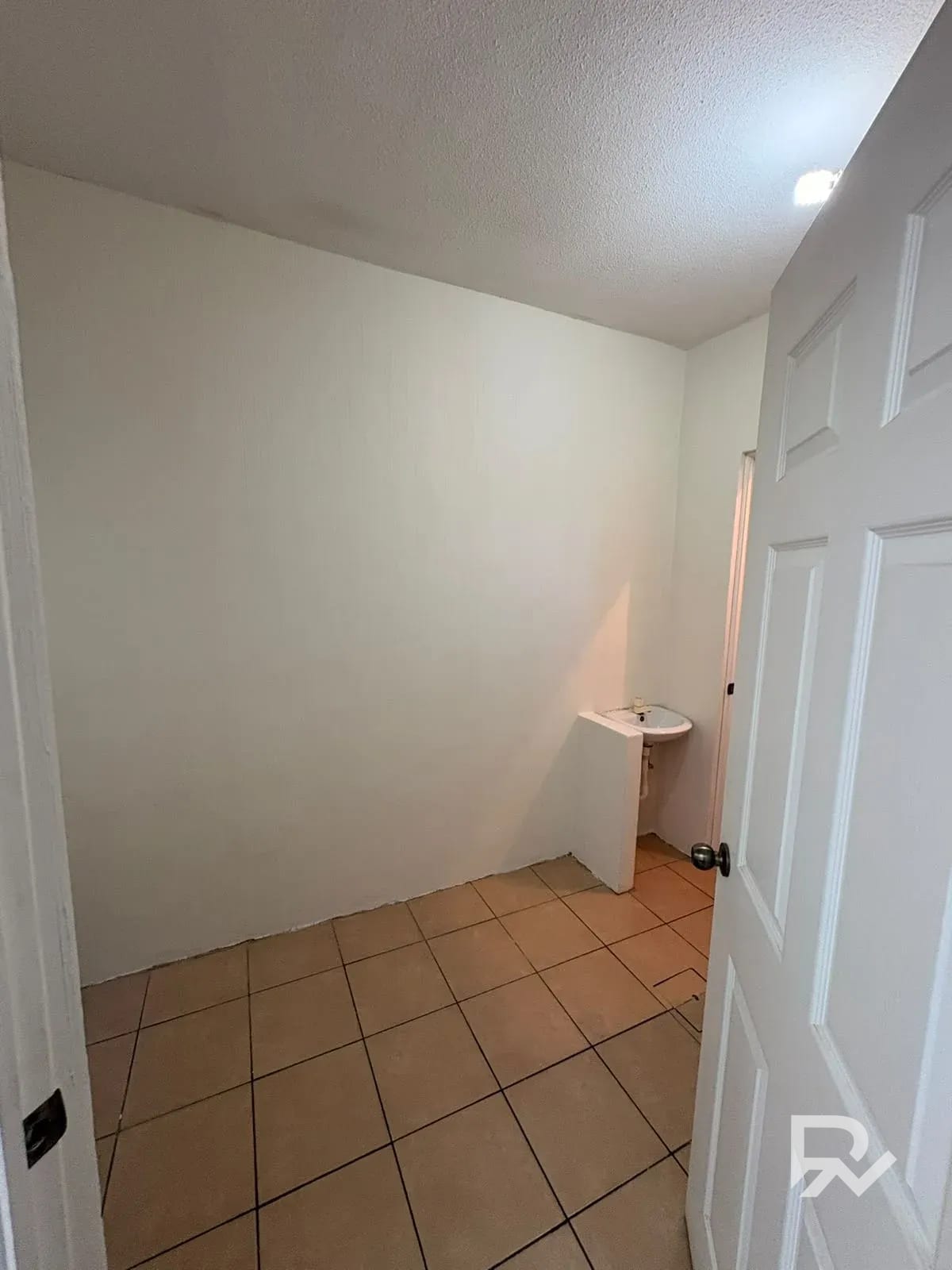 Venta de Casa en las Fuentes II, Zona 16 — Casa en Venta en Las Fuentes II, Zona 16, Guatemala, Ciudad — foto 4 de 17