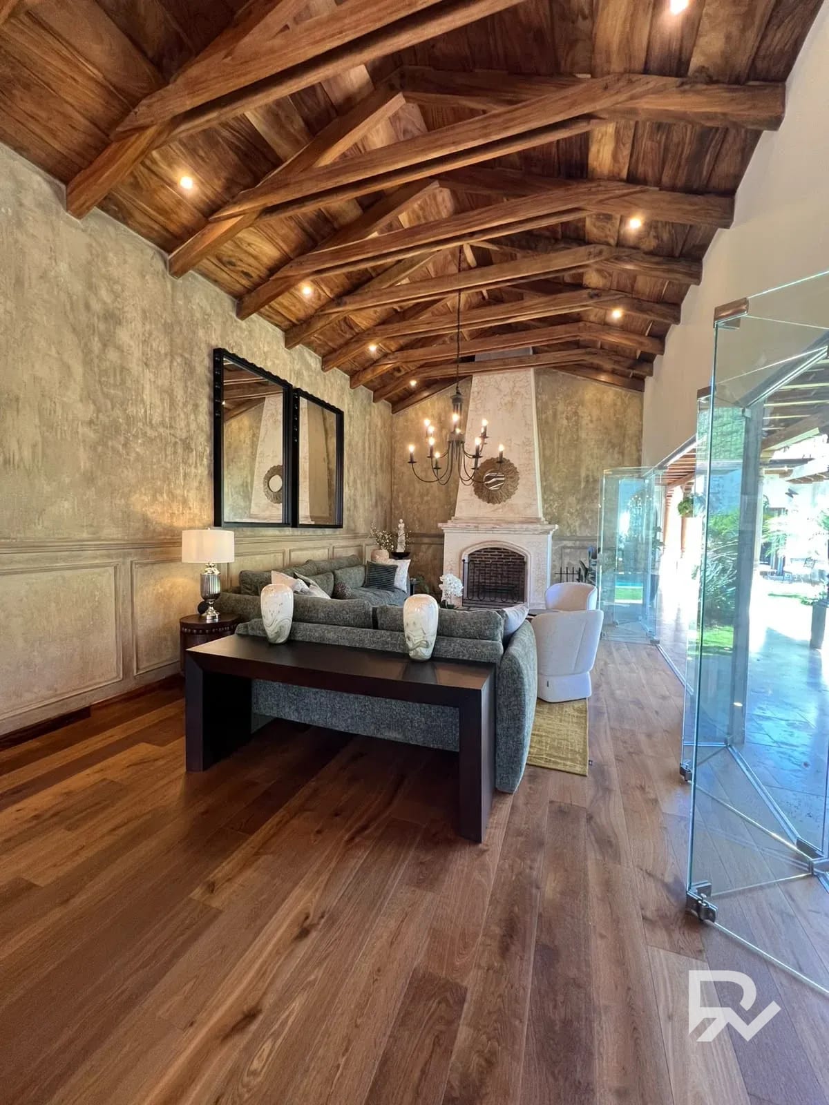 Casa Santa Teresa de Ávila (Paseo Antigua) — Casa en Venta en Antigua, Sacatepéquez — foto 3 de 16