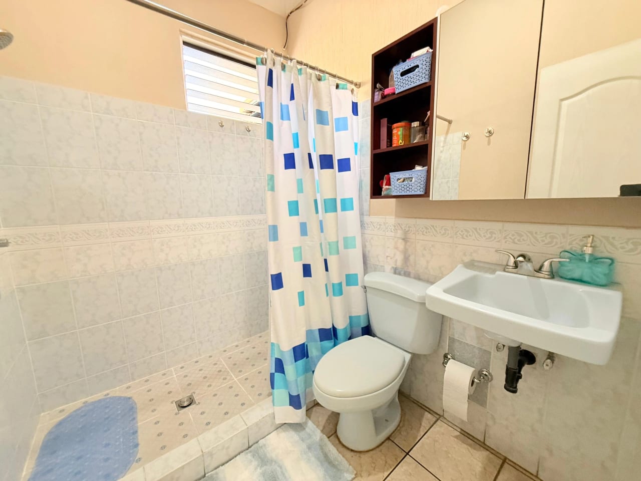 Casa en Venta en San Cristóbal | Zona 8 de Mixco — Casa en Venta en Zona 8 Mixco, Guatemala, Ciudad — foto 12 de 15