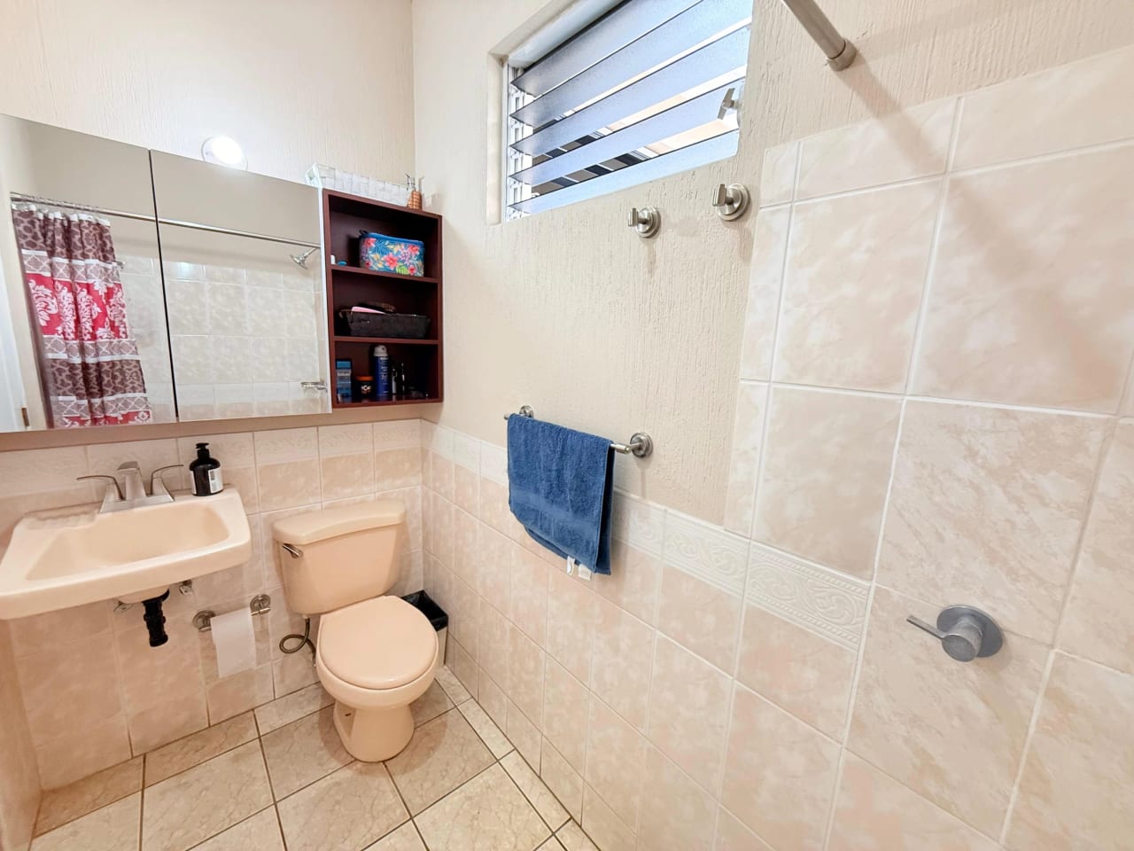Casa en Venta en San Cristóbal | Zona 8 de Mixco — Casa en Venta en Zona 8 Mixco, Guatemala, Ciudad — foto 13 de 15