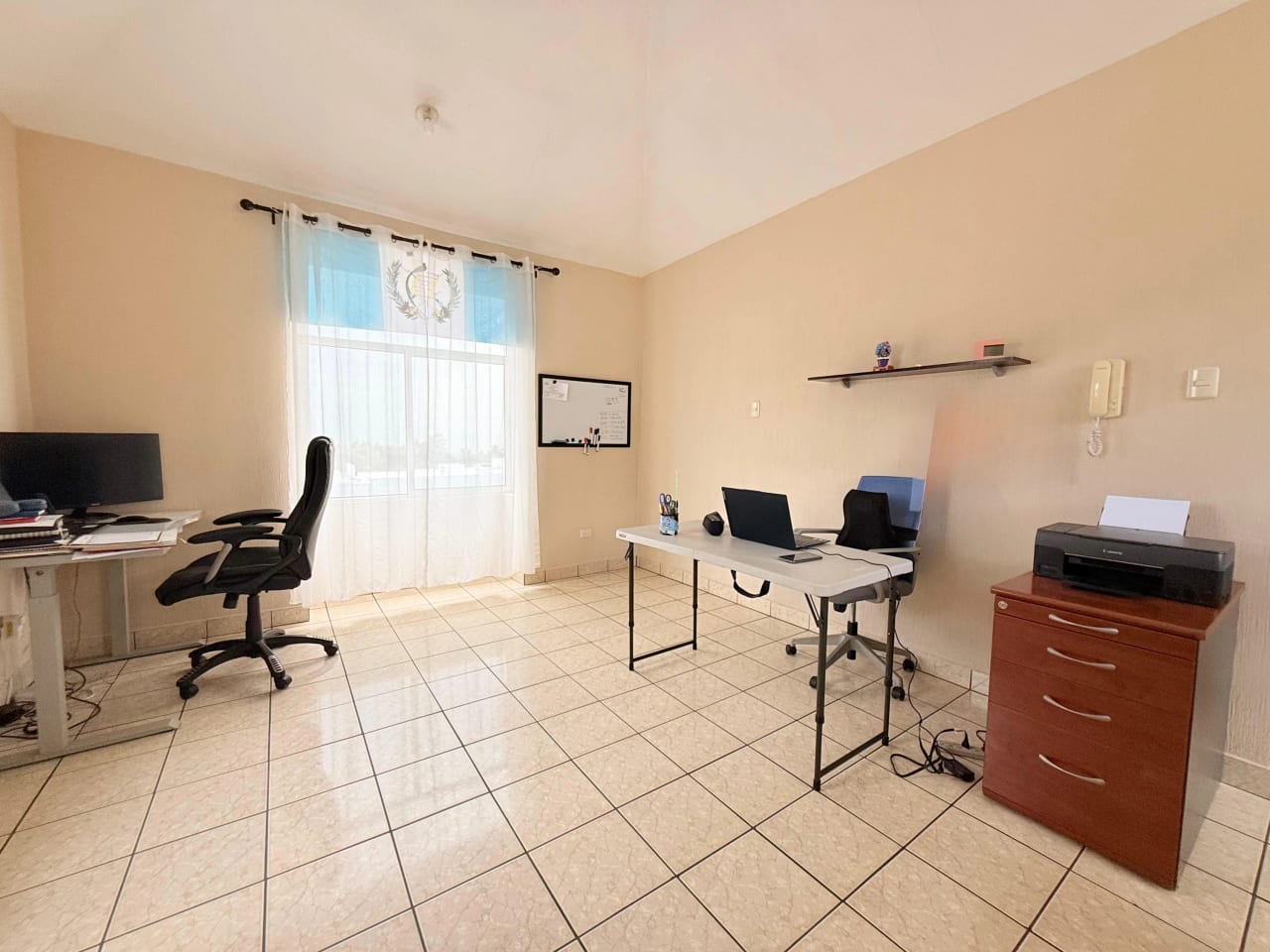 Casa en Venta en San Cristóbal | Zona 8 de Mixco — Casa en Venta en Zona 8 Mixco, Guatemala, Ciudad — foto 7 de 15