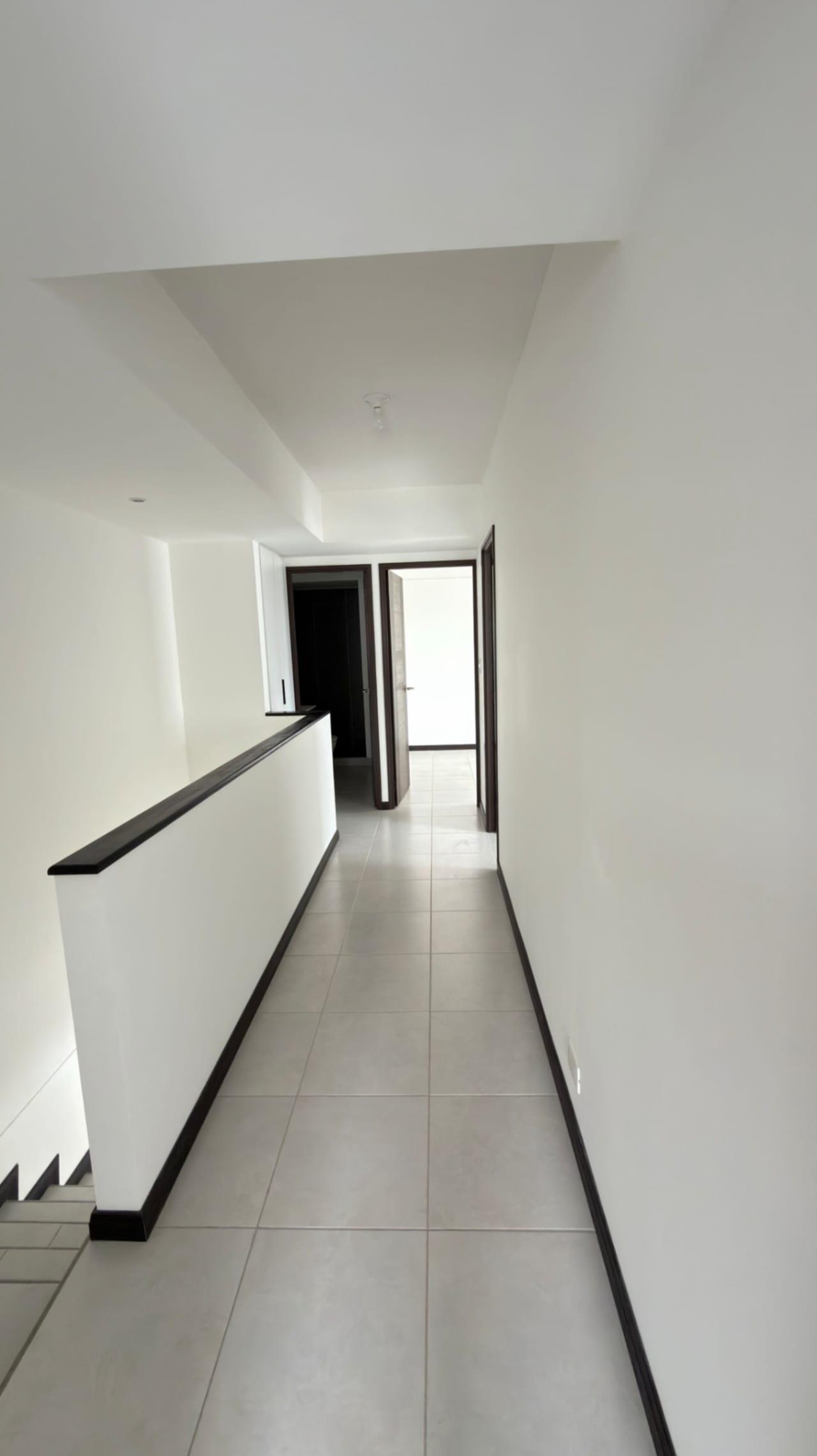 RENTA DE VILLA EN CONDADO NARANJO SERENA — Apartamento en Alquiler en Condado Naranjo, Zona 4 Mixco, Guatemala, Ciudad — foto 15 de 17