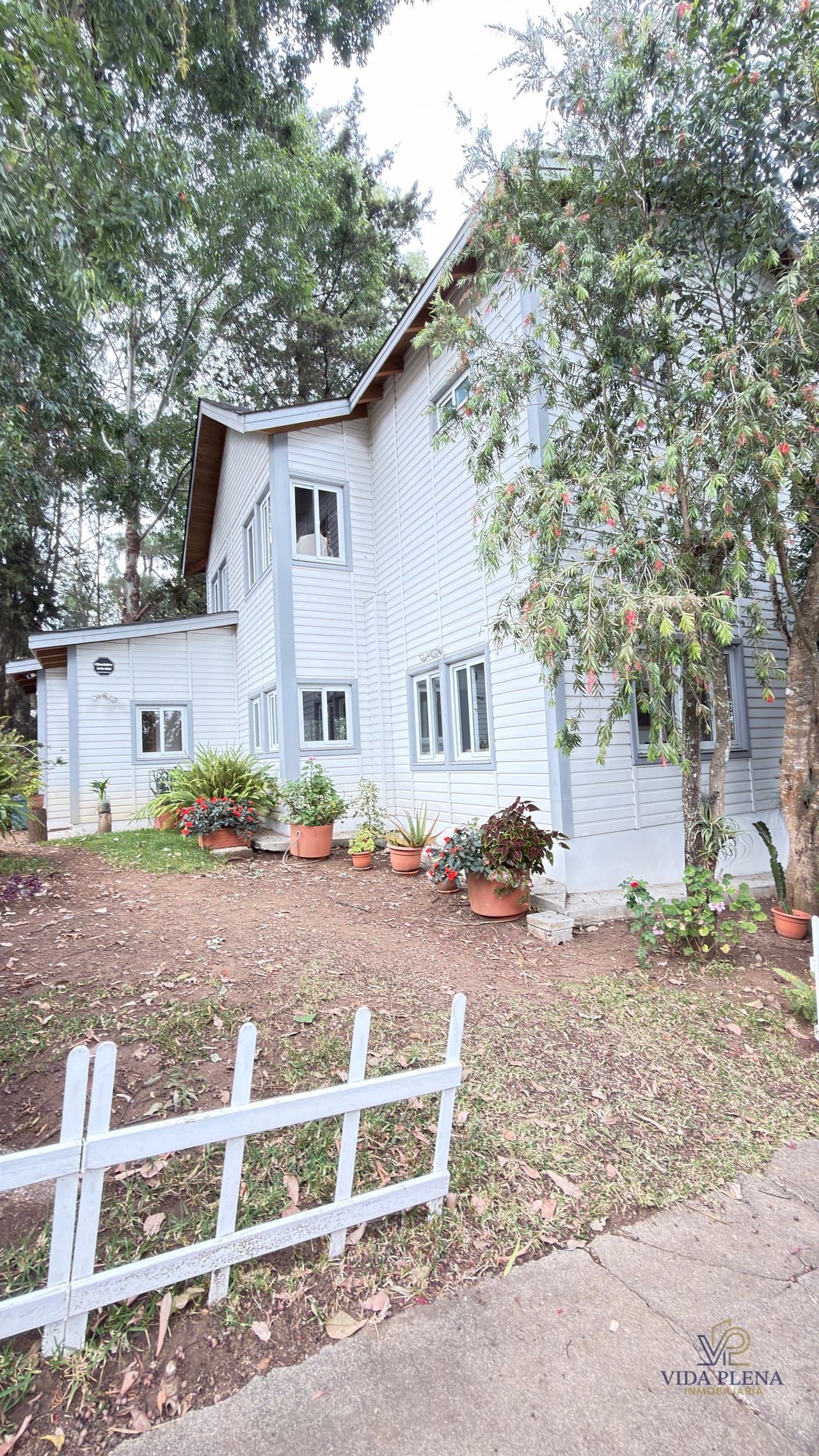 VENTA CASA EN MADERA/ Ubicada a 500 mts del Club Campestre La Montaña — Casa en Venta en Club Campestre La Montaña, Zona 6 Mixco, Guatemala, Ciudad — foto 13 de 14