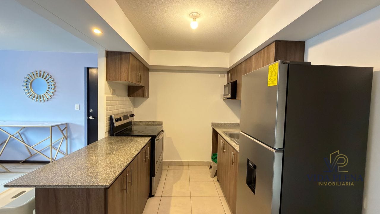 Renta de Apartamento Amueblado/condado Naranjo — Apartamento en Alquiler en Condado Naranjo, Zona 4 Mixco, Guatemala, Ciudad — foto 10 de 11