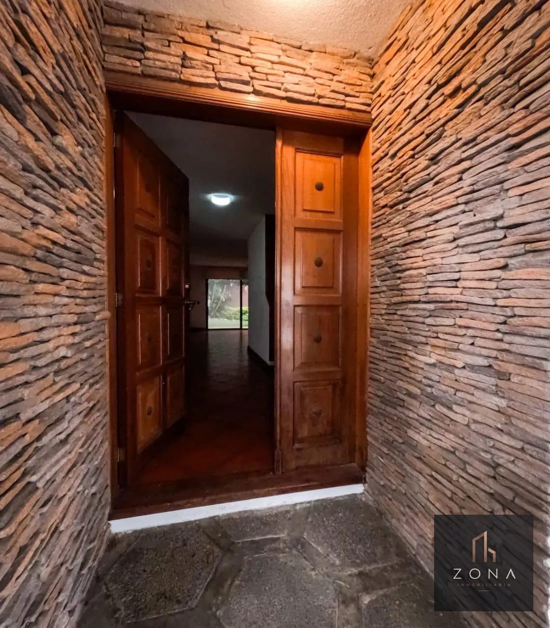 Casa en VENTA, Muxbal — Casa en Venta en Muxbal, Guatemala, Ciudad — foto 2 de 7