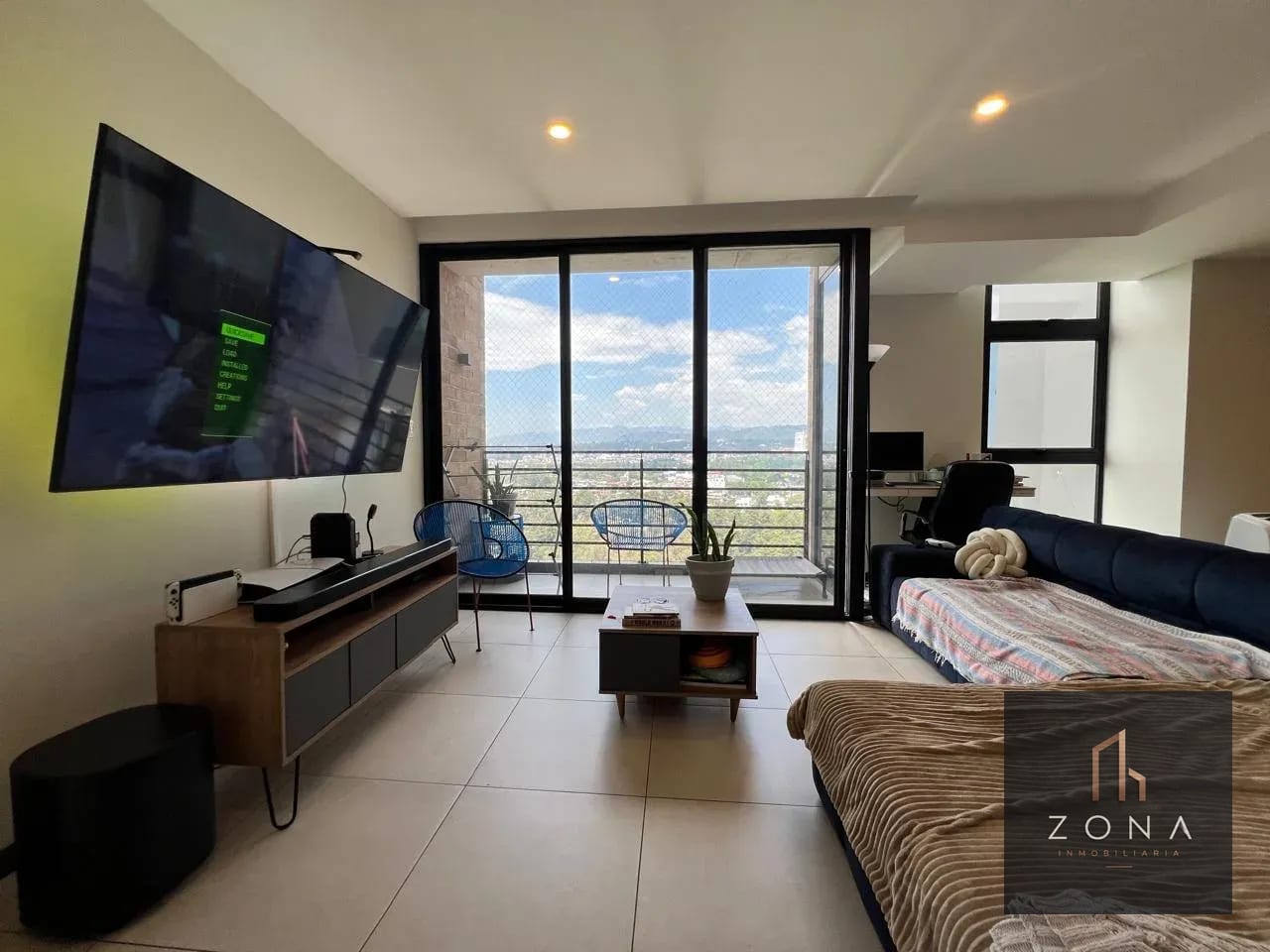 Apartamento Renta, Z10 — Apartamento en Alquiler en Zona 14, Guatemala, Ciudad — foto 5 de 12