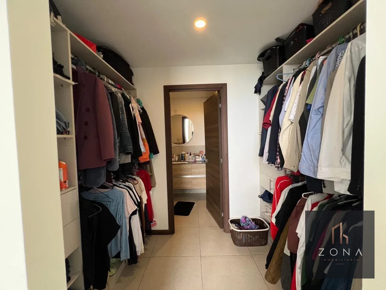 Apartamento Renta, Z10 — Apartamento en Alquiler en Zona 14, Guatemala, Ciudad — foto 9 de 12