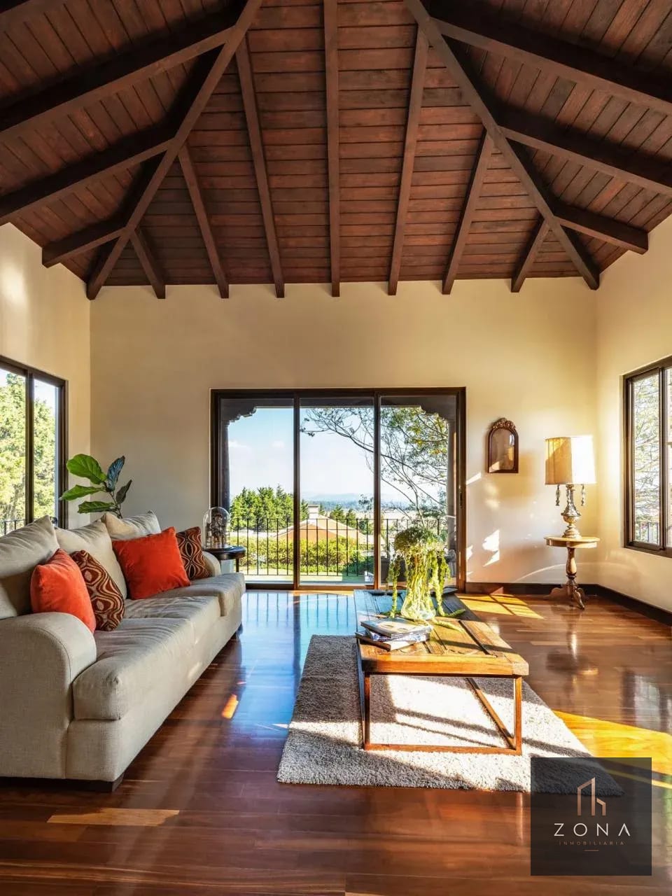 Casa en VENTA, Fraijanes — Casa en Venta en Fraijanes, Carretera a El Salvador, Guatemala, Ciudad — foto 1 de 10