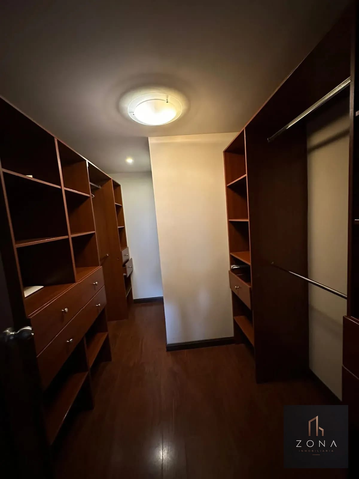 Apartamento en RENTA, Z14 — Apartamento en Alquiler en Zona 14, Guatemala, Ciudad — foto 2 de 9