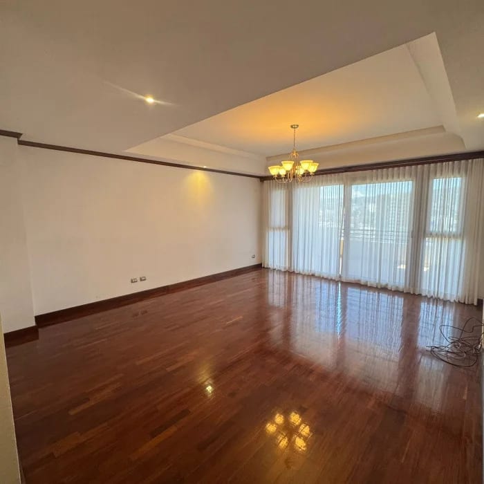 Penthouse en venta en zona 10 495 mts2 — Apartamento en Venta en Torre Castelar, Zona 10, Guatemala, Ciudad — foto 3 de 13