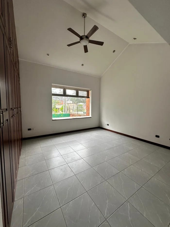 Casa en venta en zona 16 Sector kanajuyu — Casa en Venta en Zona 16, Guatemala, Ciudad — foto 12 de 15