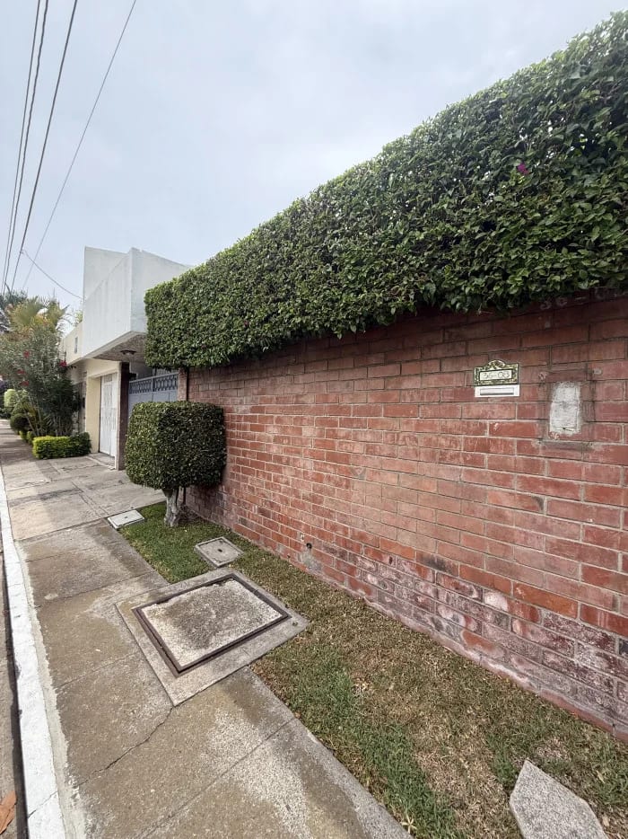 Casa en venta en Jardines de Utatlán zona 11 — Casa en Venta en Zona 11, Guatemala, Ciudad — foto 1 de 16
