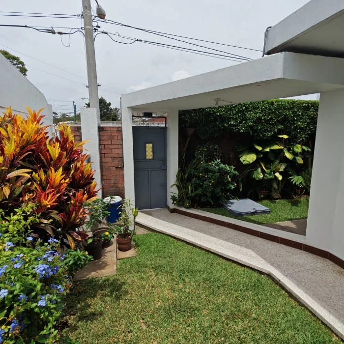 Casa en venta en Jardines de Utatlán zona 11 — Casa en Venta en Zona 11, Guatemala, Ciudad — foto 6 de 16