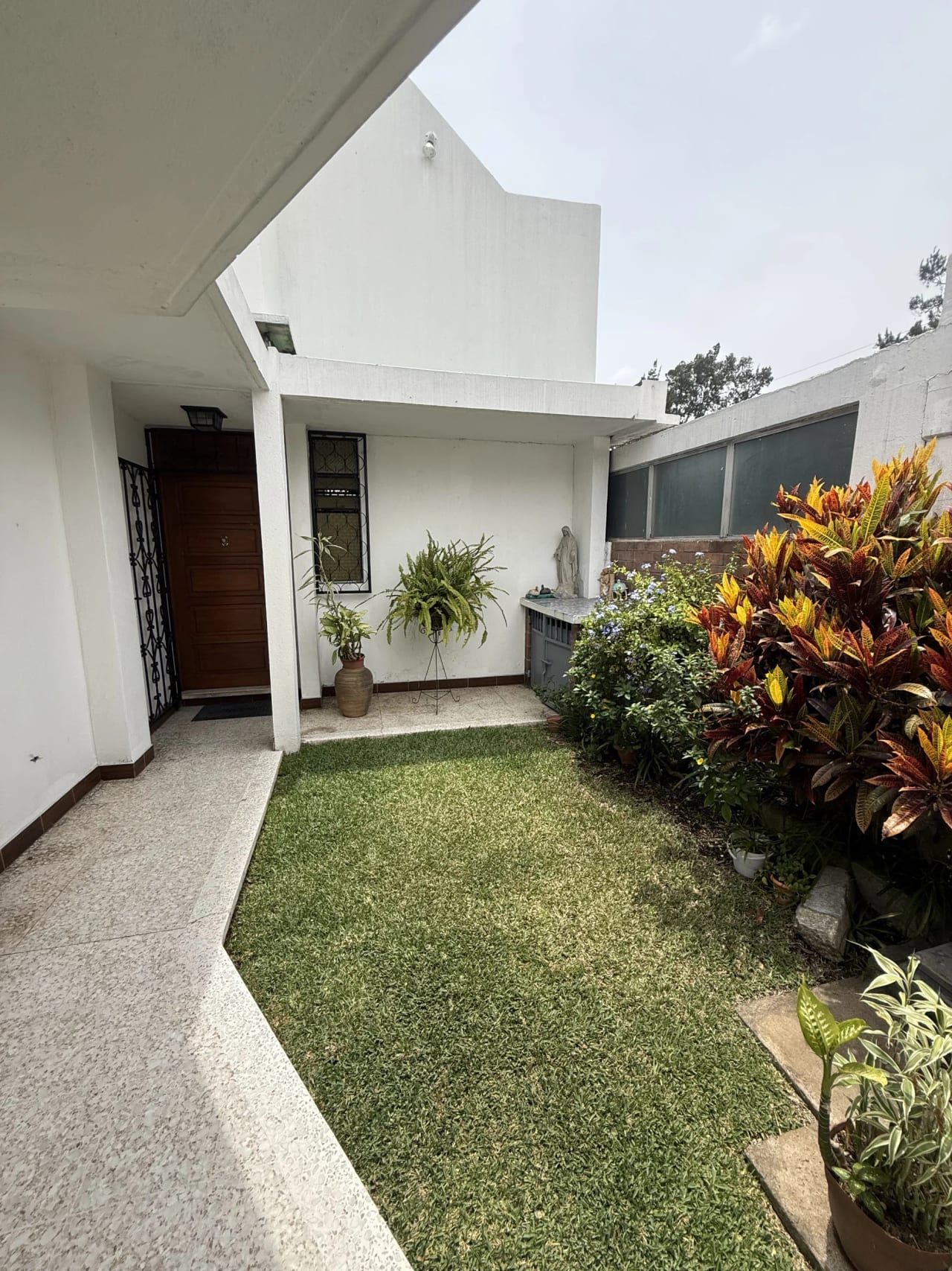 Casa en venta en Jardines de Utatlán zona 11 — Casa en Venta en Zona 11, Guatemala, Ciudad — foto 5 de 16