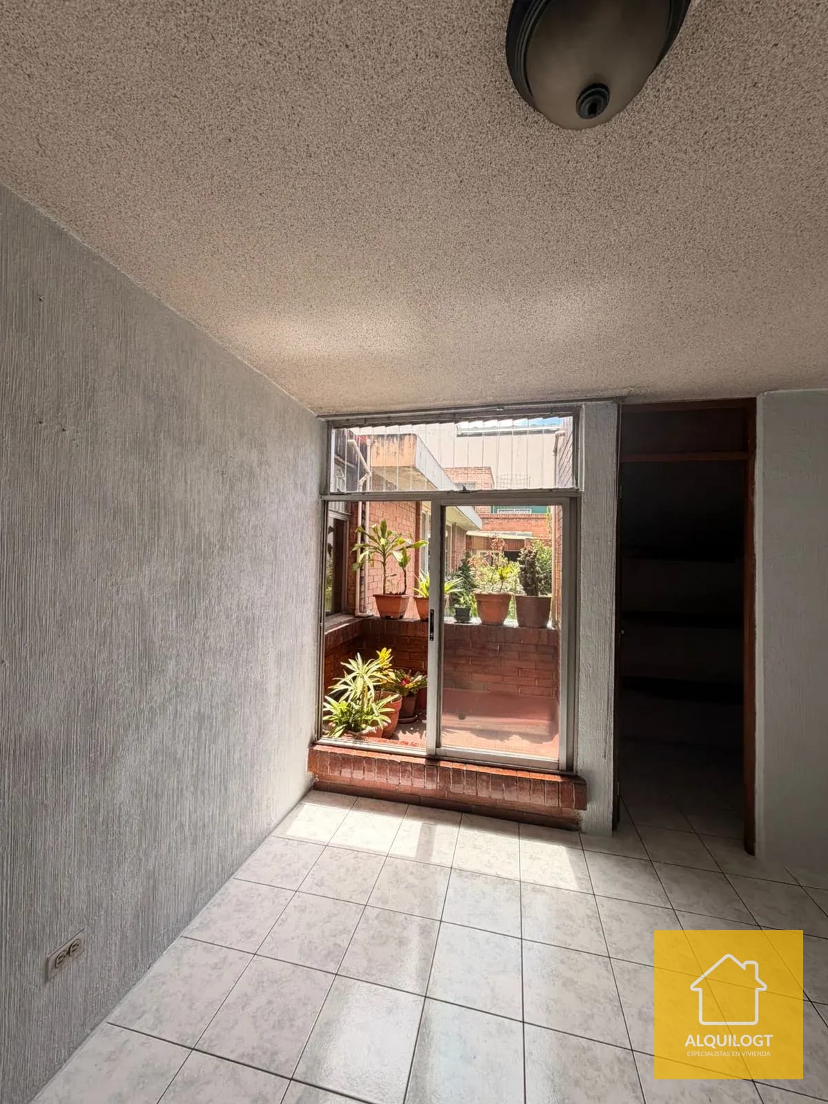 Casa en Pradera Zona 10 de 5 Hab AGT3062 — Casa en Alquiler en Zona 10, Guatemala, Ciudad — foto 5 de 17