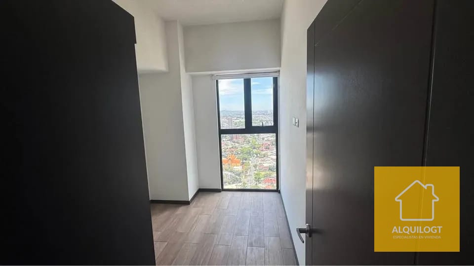 Exclusivo Apartamento Zona 11 Altaire — Apartamento en Alquiler en Athenea, Zona 11, Guatemala, Ciudad — foto 8 de 10