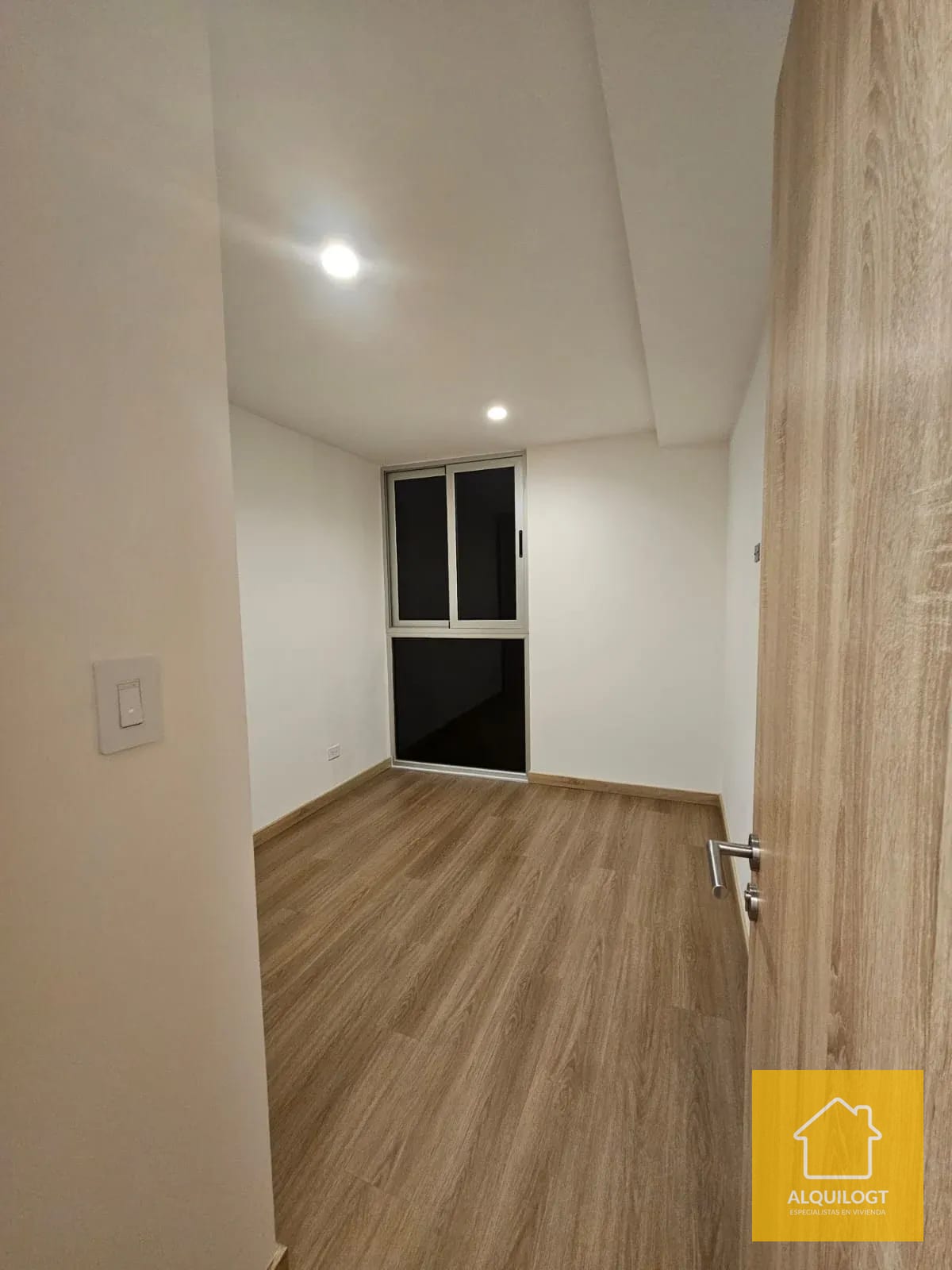 Apartamento Zona 4 de 1 Hab AGT3086 — Apartamento en Alquiler en Vivo Zona 4, Zona 4, Guatemala, Ciudad — foto 7 de 10