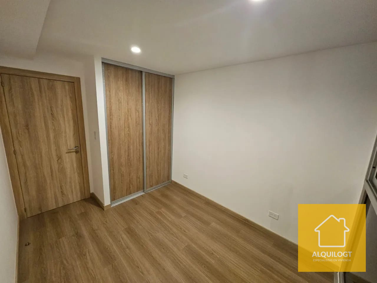 Apartamento Zona 4 de 1 Hab AGT3086 — Apartamento en Alquiler en Vivo Zona 4, Zona 4, Guatemala, Ciudad — foto 8 de 10